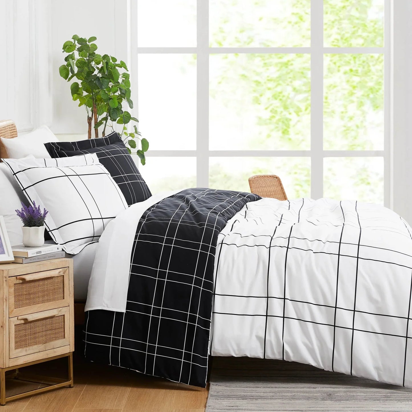 Simple Squares Reversible Comforter Set